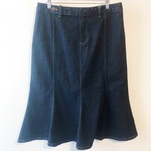 Ralph Lauren dark wash denim trumpet skirt size 8